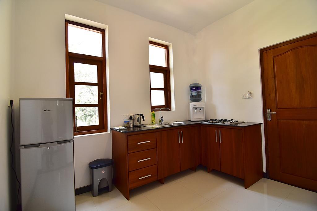 Park Lane 88 Apartments Negombo Kültér fotó