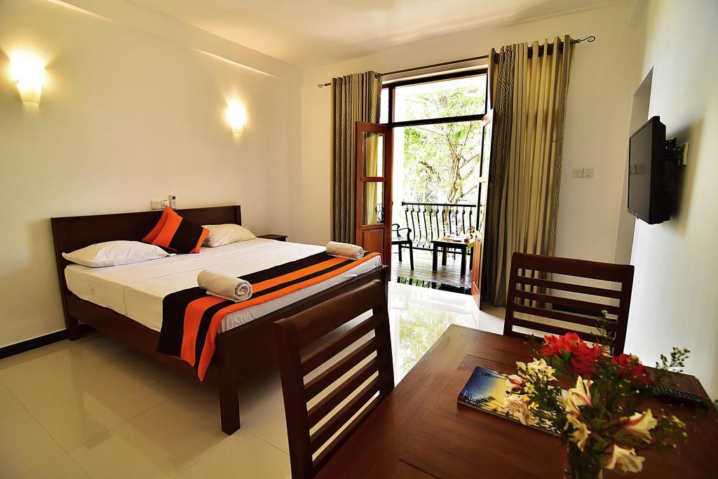 Park Lane 88 Apartments Negombo Kültér fotó